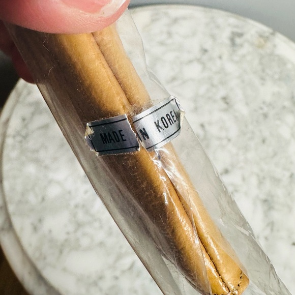 Vintage Eel Skin Zip Pouch or Clutch in Camel - Picture 5 of 7